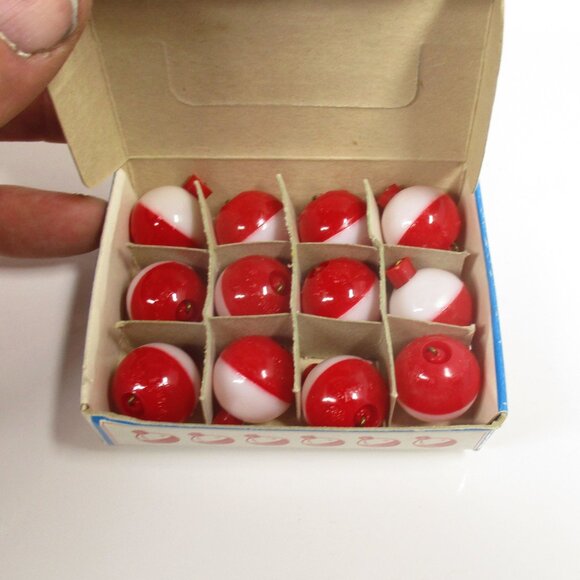72 Fishing Push Button Fish Floats Red White Size 3/4 Inch Bobbers 6 Boxes - Picture 4 of 4